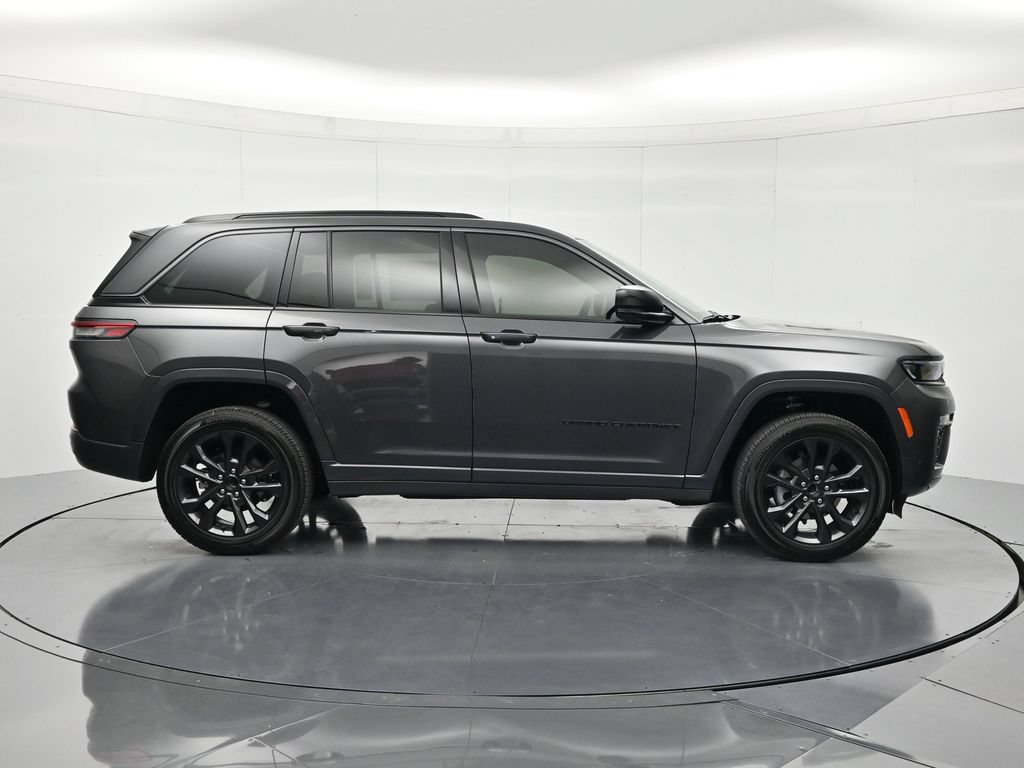 New 2026 Jeep Grand Cherokee Limited AWD/4WD image 4