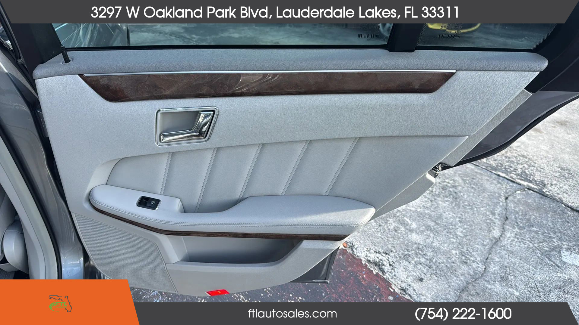 Used 2011 Mercedes-Benz E 350 Sedan image 40