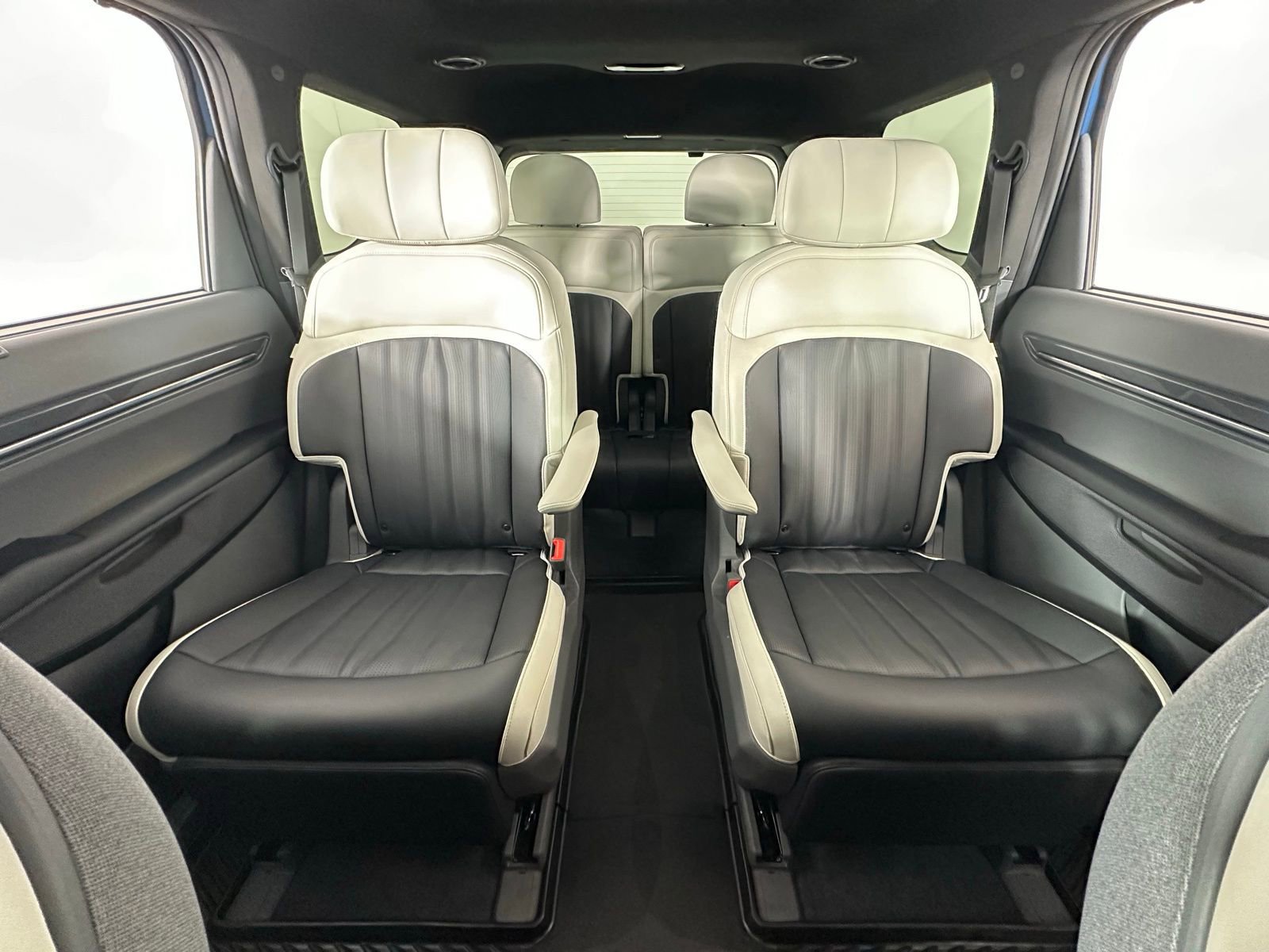 Used 2024 Kia EV9 GT-Line image 4