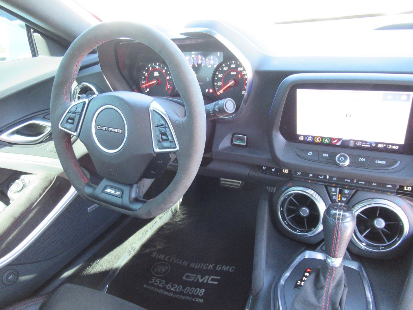 Used 2022 Chevrolet Camaro ZL1 RWD image 12
