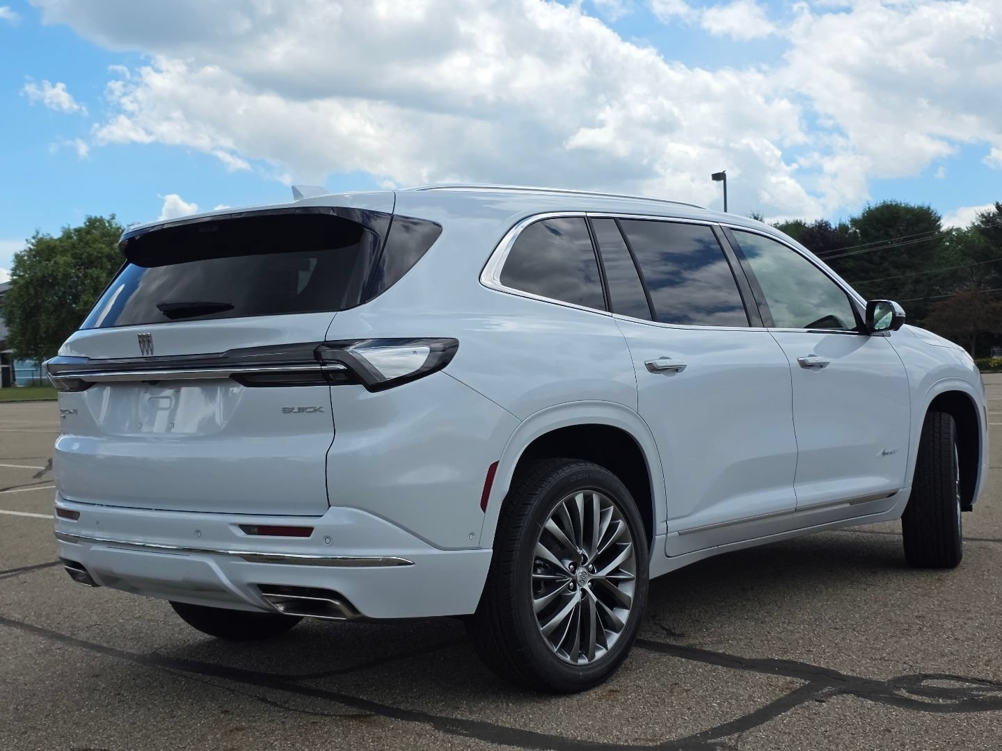 New 2026 Buick Enclave Avenir w/ Super Cruise Package AWD/4WD image 19