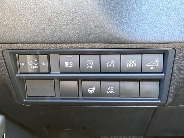 New 2026 Toyota Tundra Limited AWD/4WD image 17