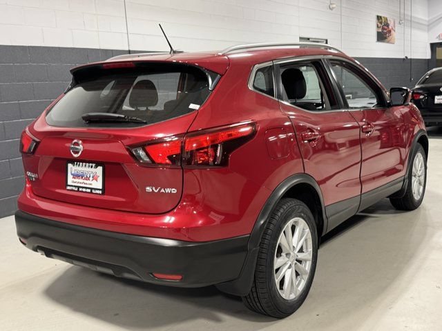 Used 2018 Nissan Rogue Sport SV w/ SV Technology Package AWD/4WD image 12