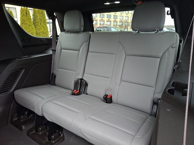 Used 2023 Chevrolet Tahoe Z71 w/ Luxury Package image 10