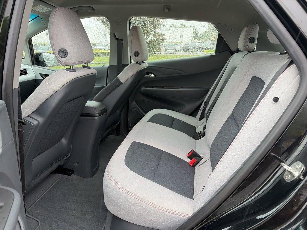 Used 2020 Chevrolet Bolt LT FWD image 36