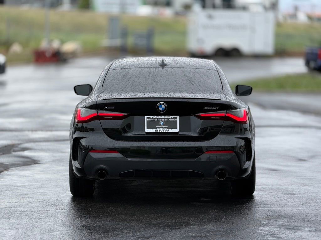 Used 2023 BMW 430i xDrive Coupe w/ M Sport Package AWD/4WD image 6