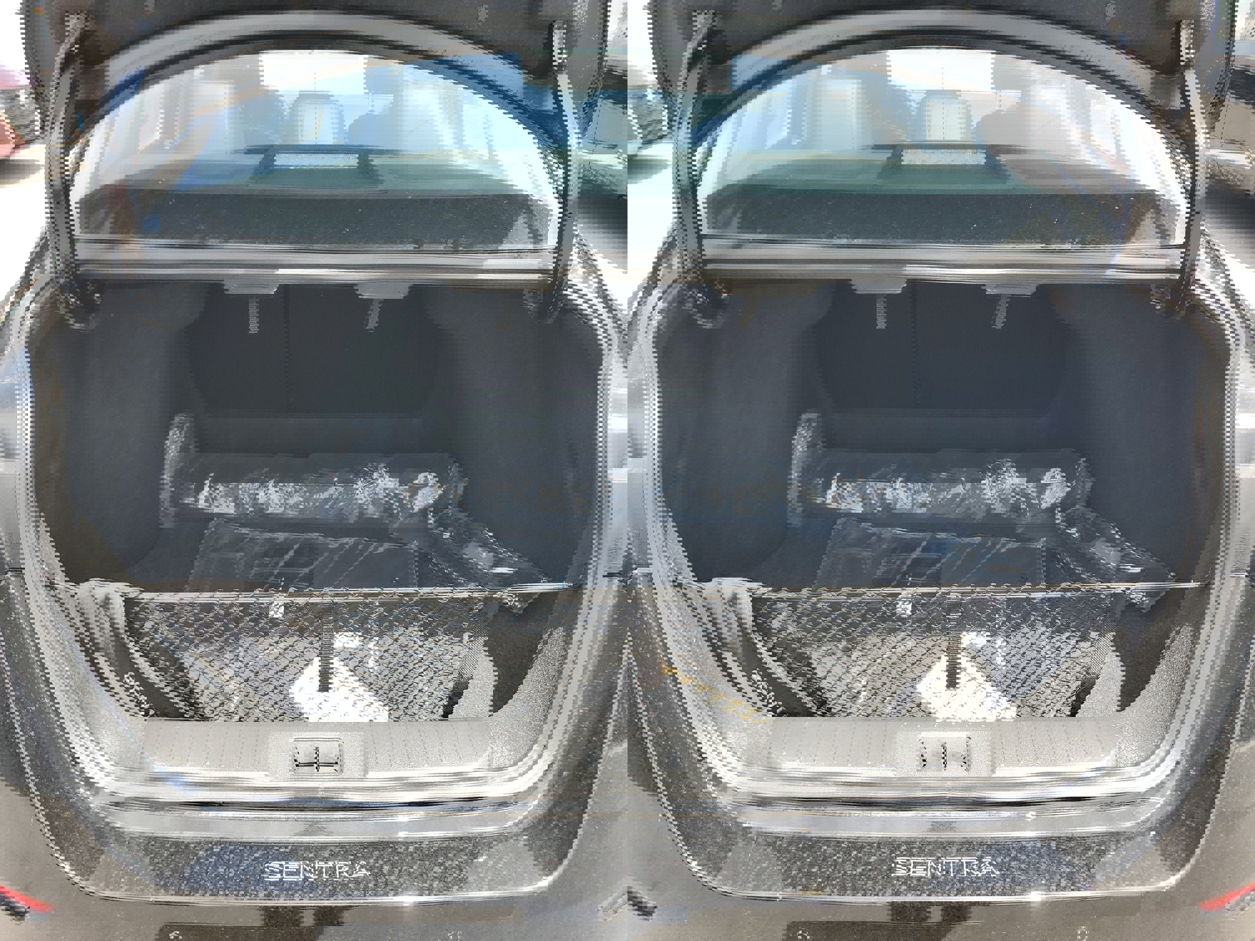 New 2025 Nissan Sentra SR w/ SR Premium Package image 9