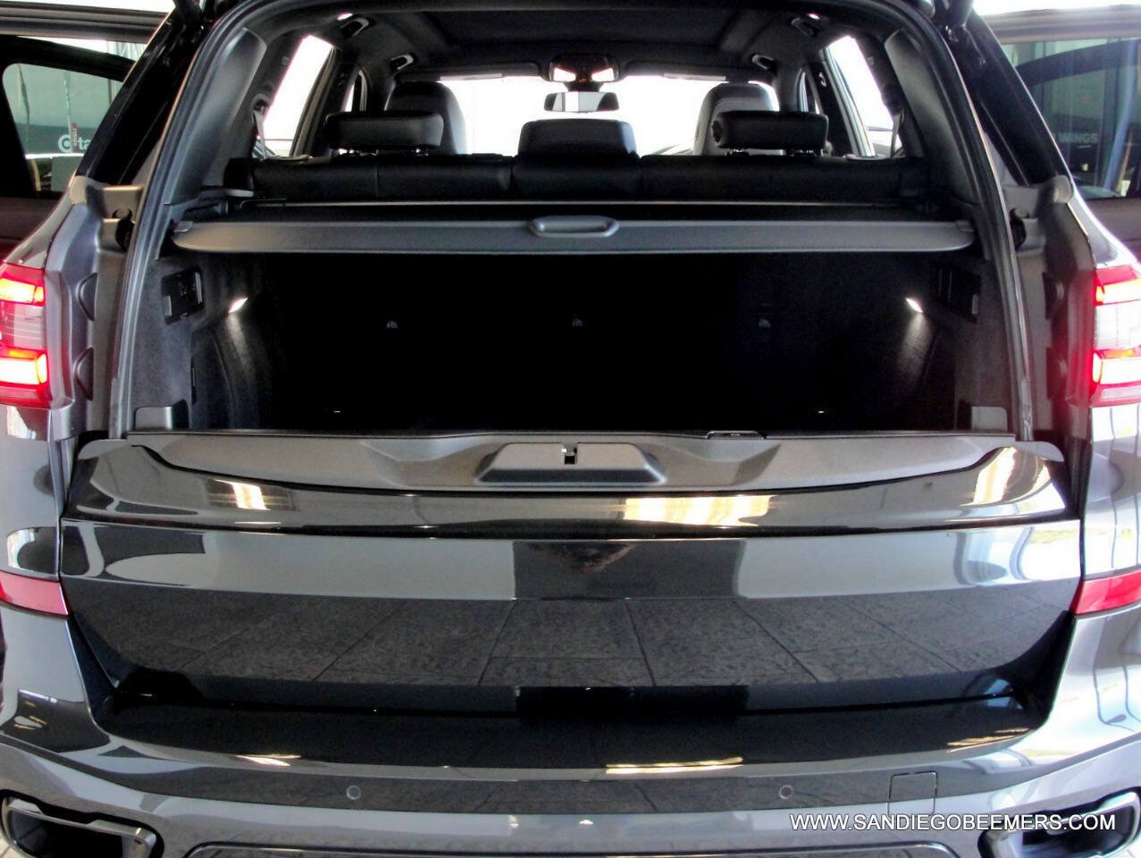 Used 2022 BMW X5 xDrive40i w/ M Sport Package AWD/4WD image 63