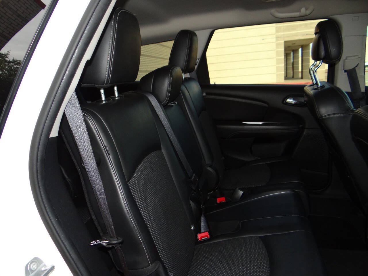 Used 2017 Dodge Journey Crossroad FWD image 22