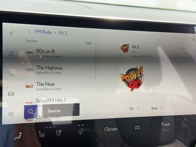 Certified 2024 Lexus RX 350 Premium w/ Accessory Package (Z1) image 16