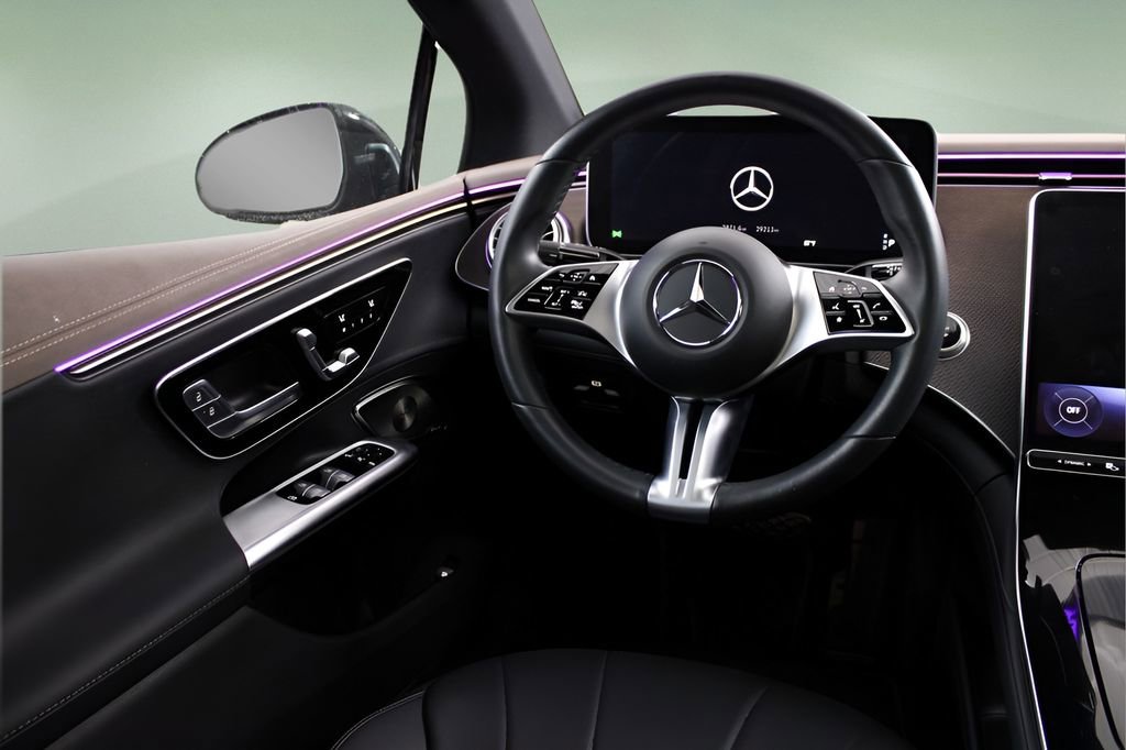 Used 2023 Mercedes-Benz EQE 350+ Sedan image 21