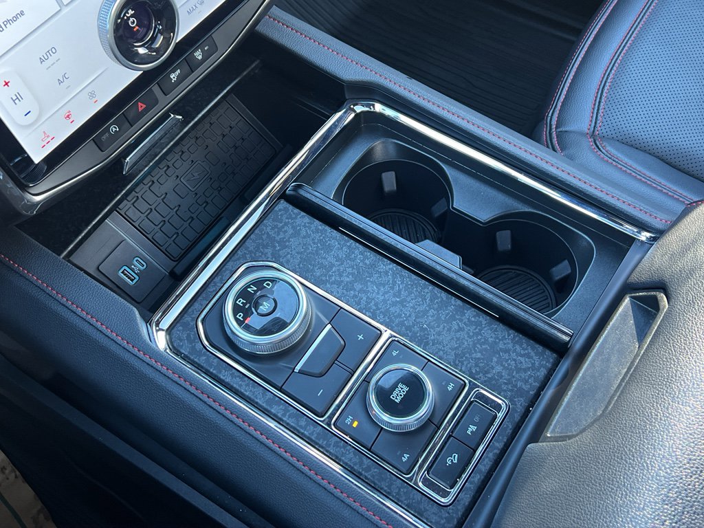 Used 2024 Ford Expedition Max Limited image 23