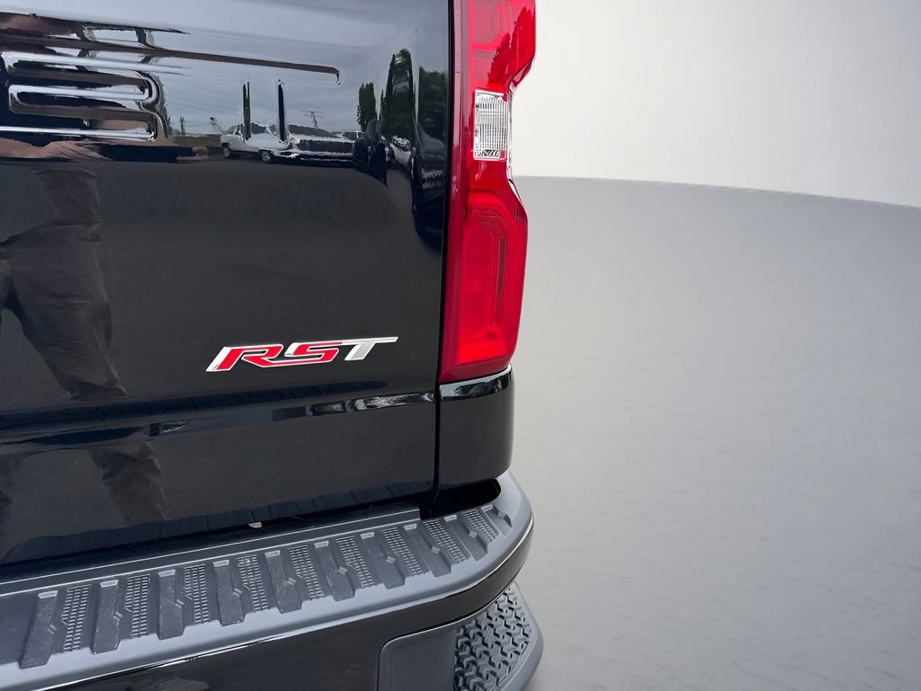 New 2026 Chevrolet Silverado 1500 RST AWD/4WD image 39