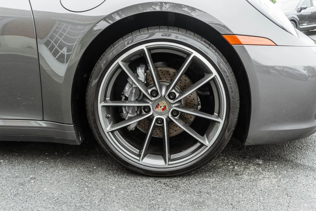 Used 2020 Porsche 911 Carrera RWD image 6