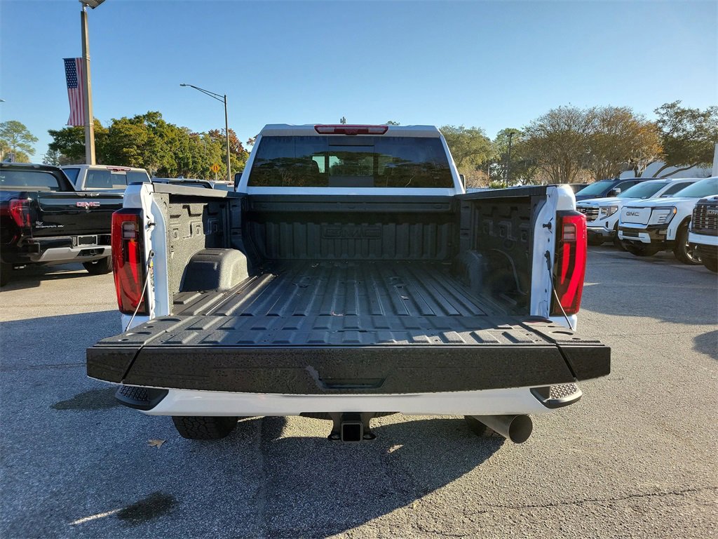 New 2026 GMC Sierra 2500 Denali w/ Denali Reserve Package image 11