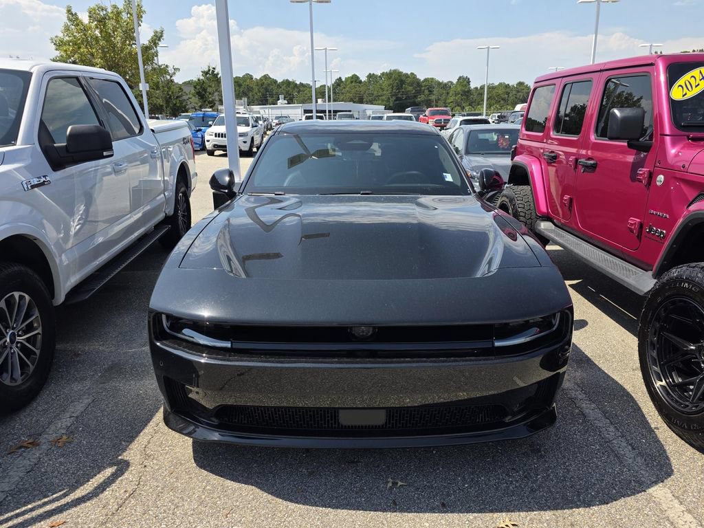Used 2025 Dodge Charger Daytona R/T w/ Quick Order Package 25M R/T AWD/4WD image 2