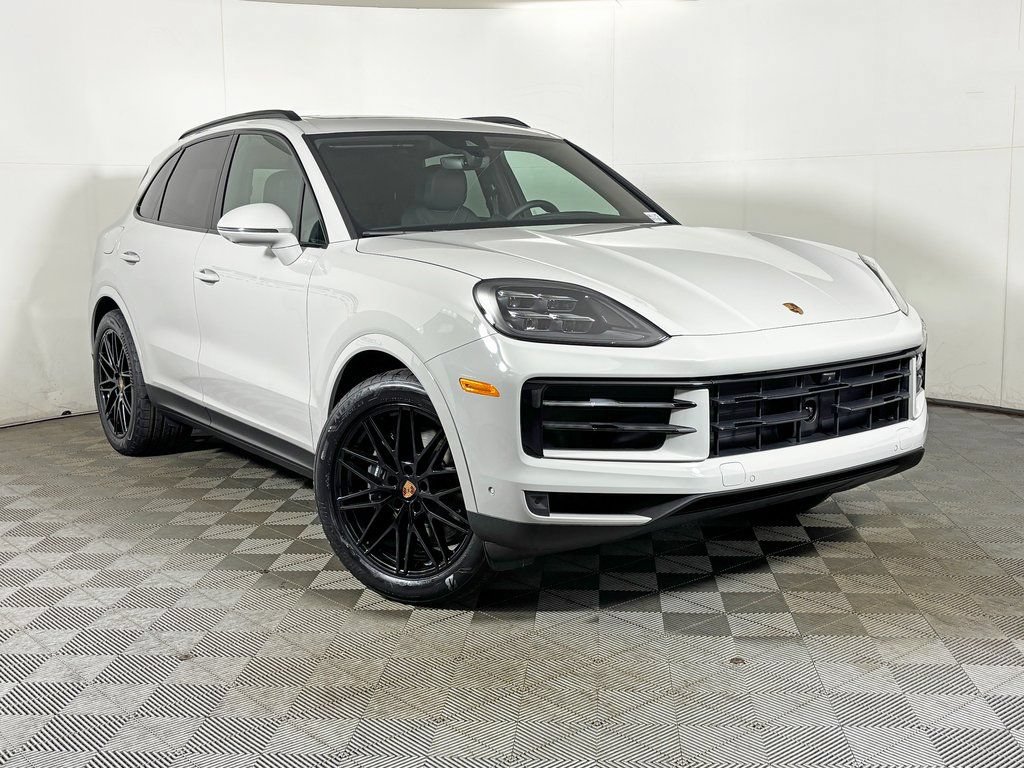 Certified 2026 Porsche Cayenne AWD/4WD image 9