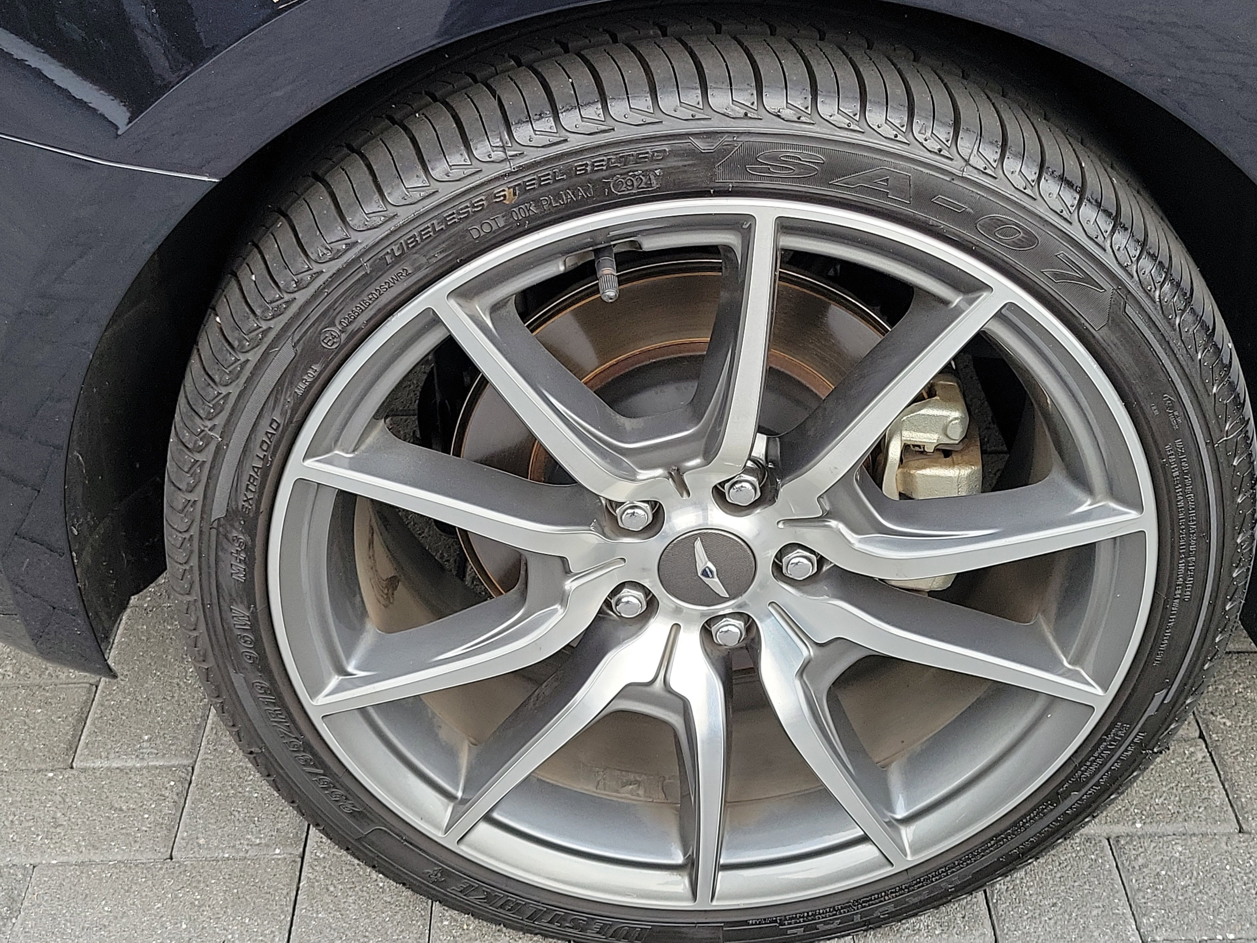 Certified 2023 Genesis G70 2.0T image 25