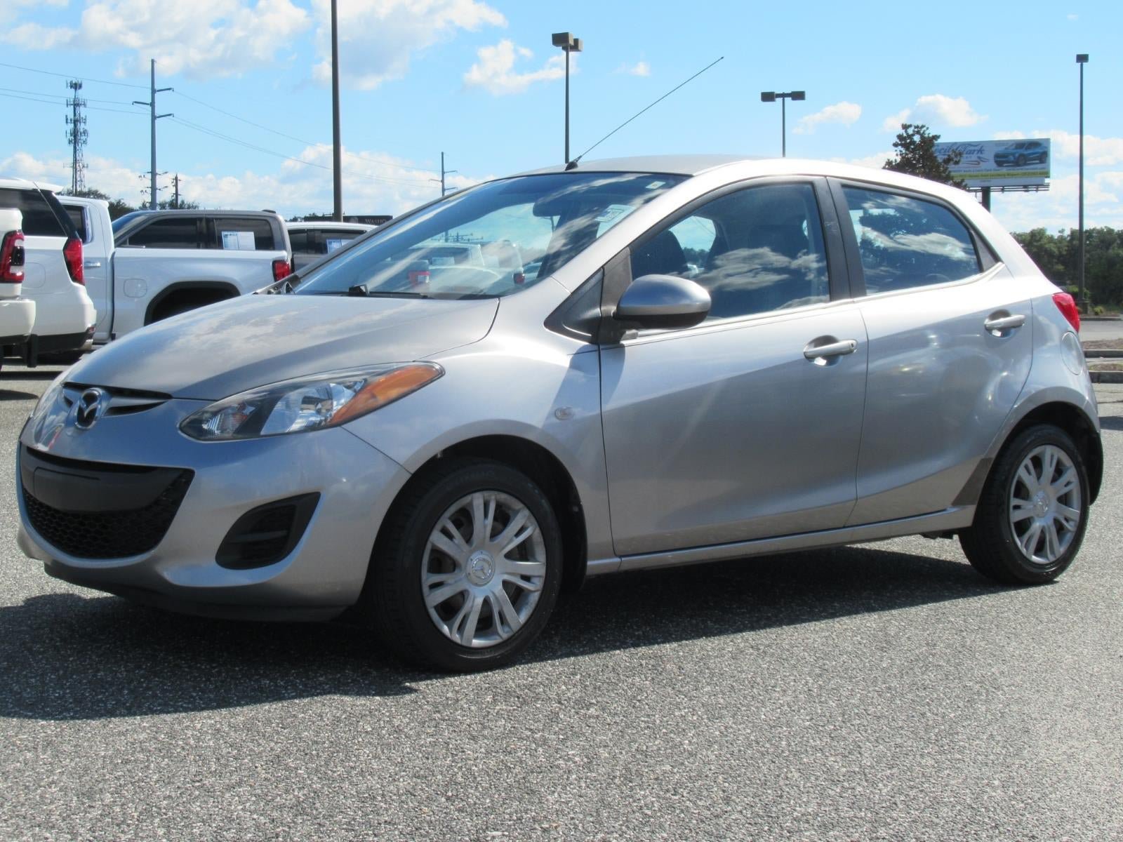 Used 2011 MAZDA MAZDA2 Sport FWD image 3