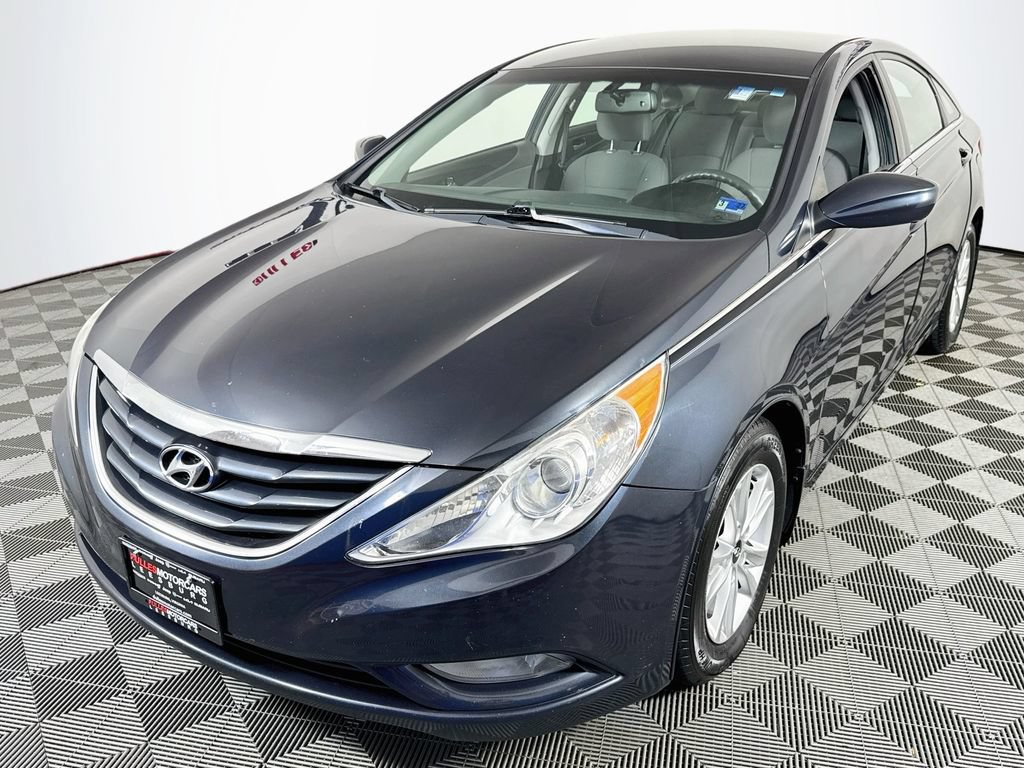 Used 2013 Hyundai Sonata GLS w/ Popular Equipment Pkg FWD image 3