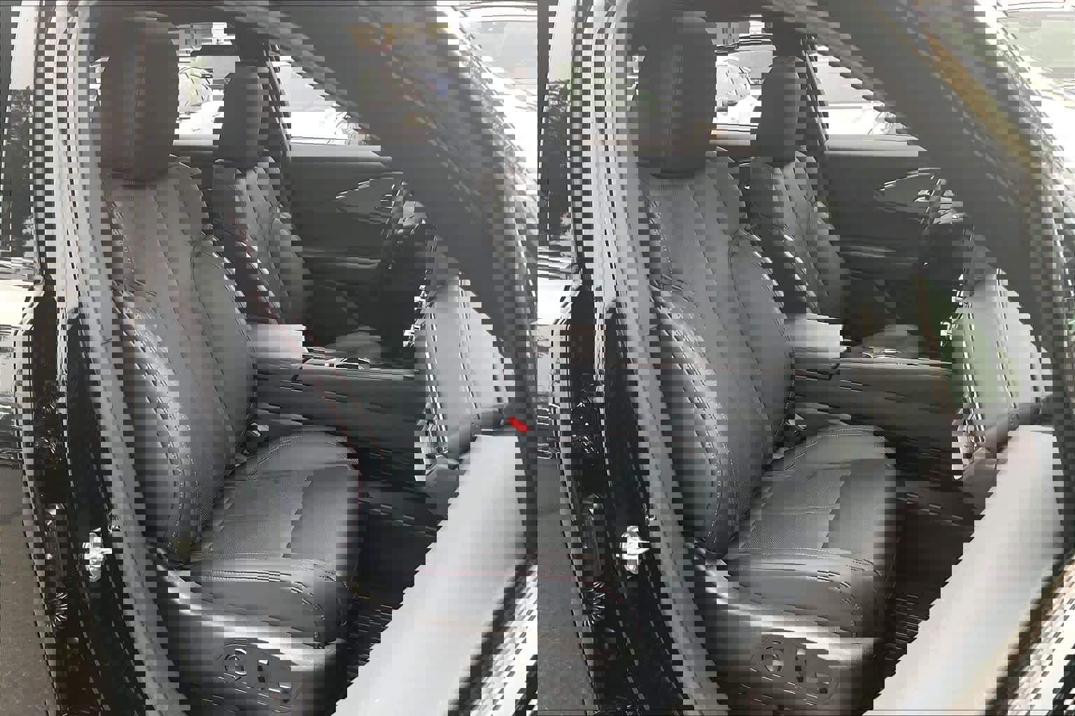 Used 2024 Acura ZDX A-Spec image 10