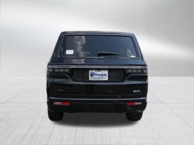 New 2026 Jeep Grand Wagoneer Limited AWD/4WD image 4
