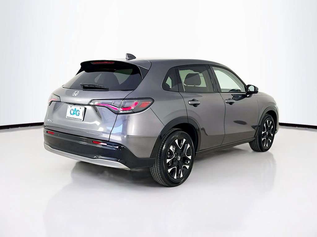 Used 2026 Honda HR-V EX-L image 8