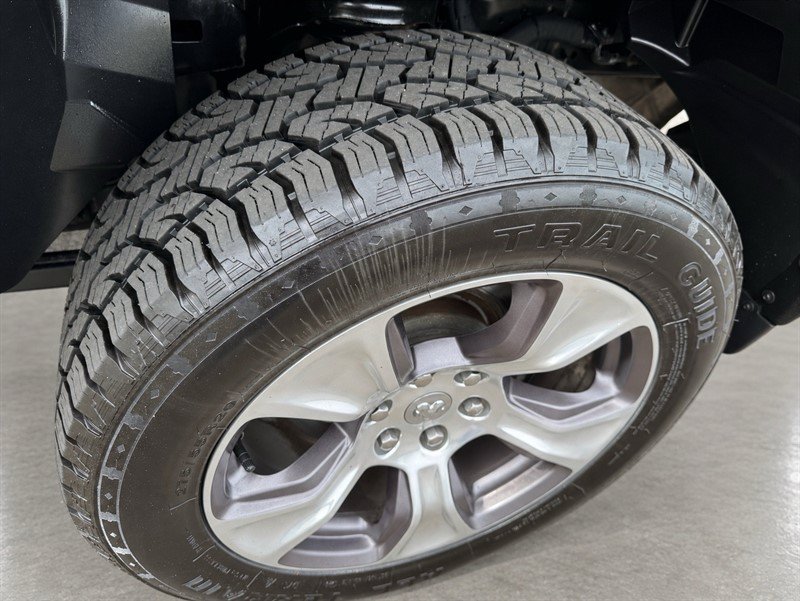 Used 2021 RAM 1500 Laramie AWD/4WD image 14