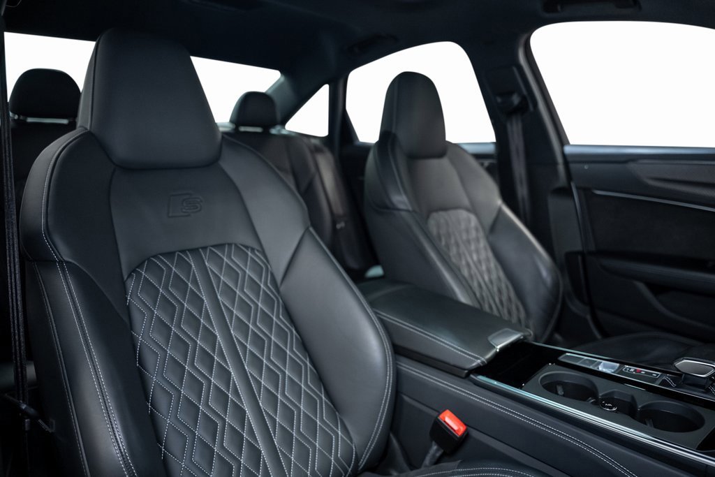 Used 2021 Audi S6 Prestige w/ Prestige Package image 34