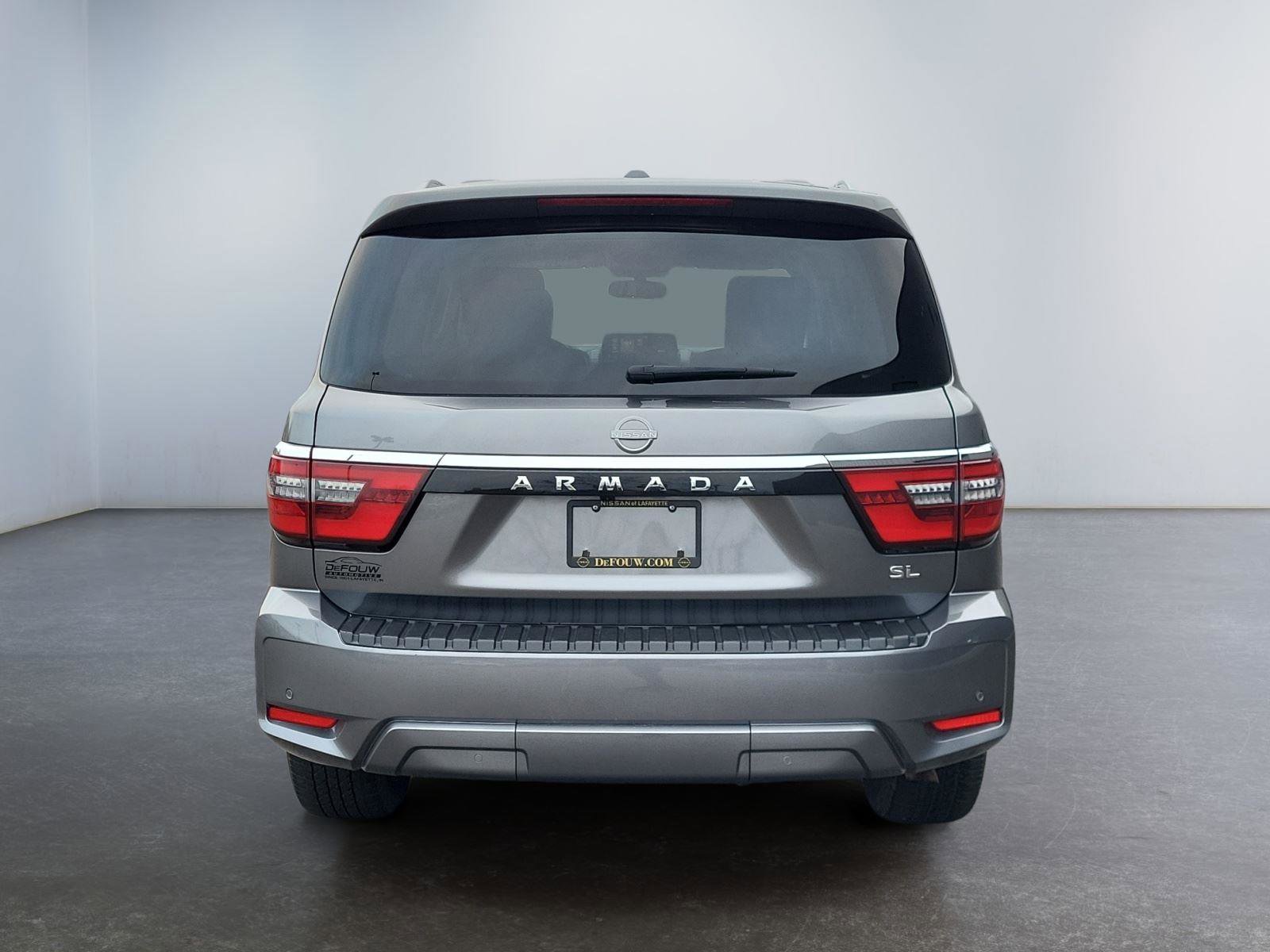 Used 2024 Nissan Armada SL w/ Captain's Chairs Package image 4