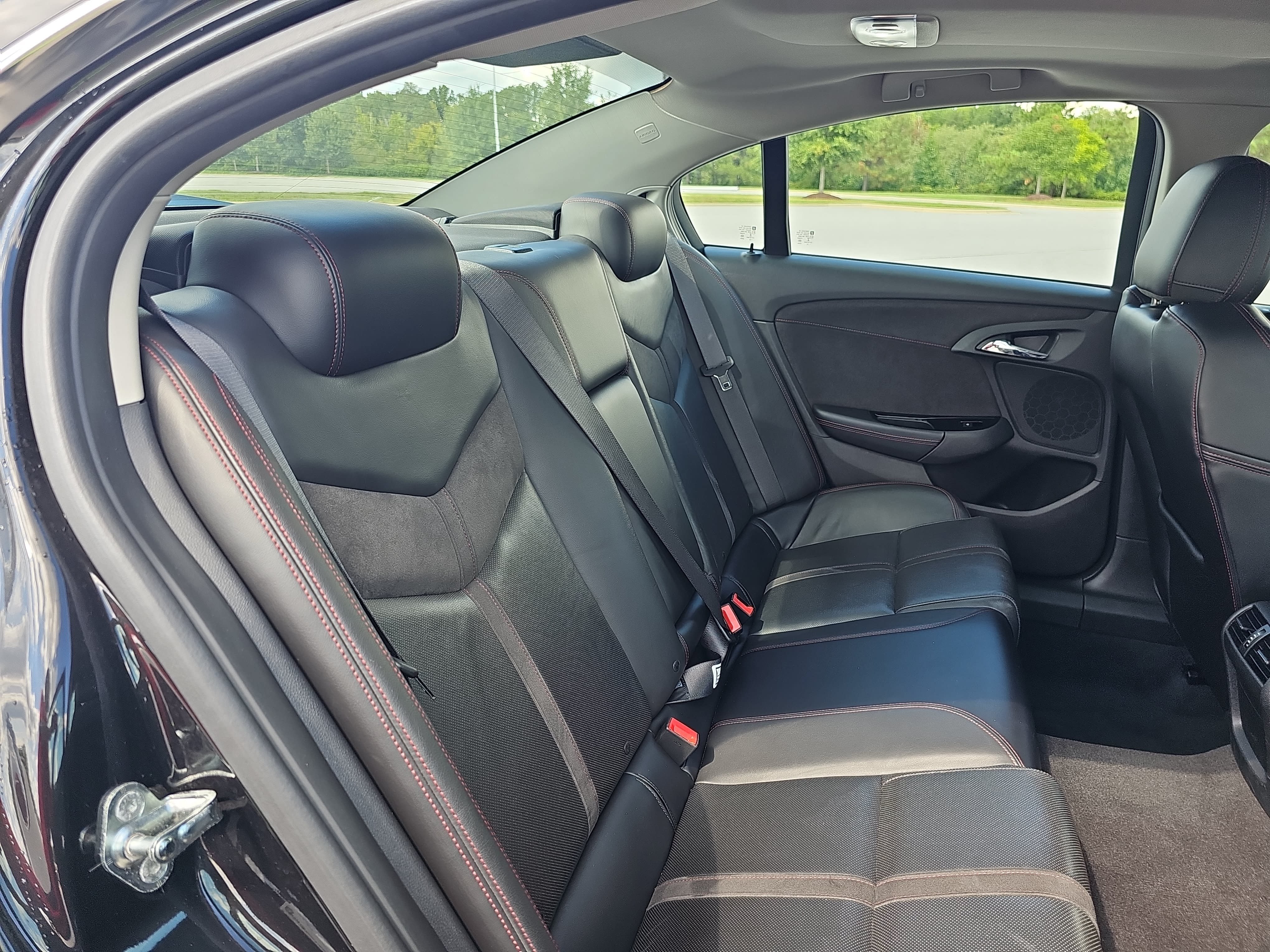 Used 2016 Chevrolet SS RWD image 12