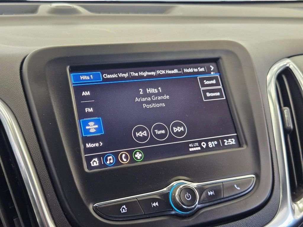 Used 2022 Chevrolet Equinox LT w/ Driver Convenience Package image 17