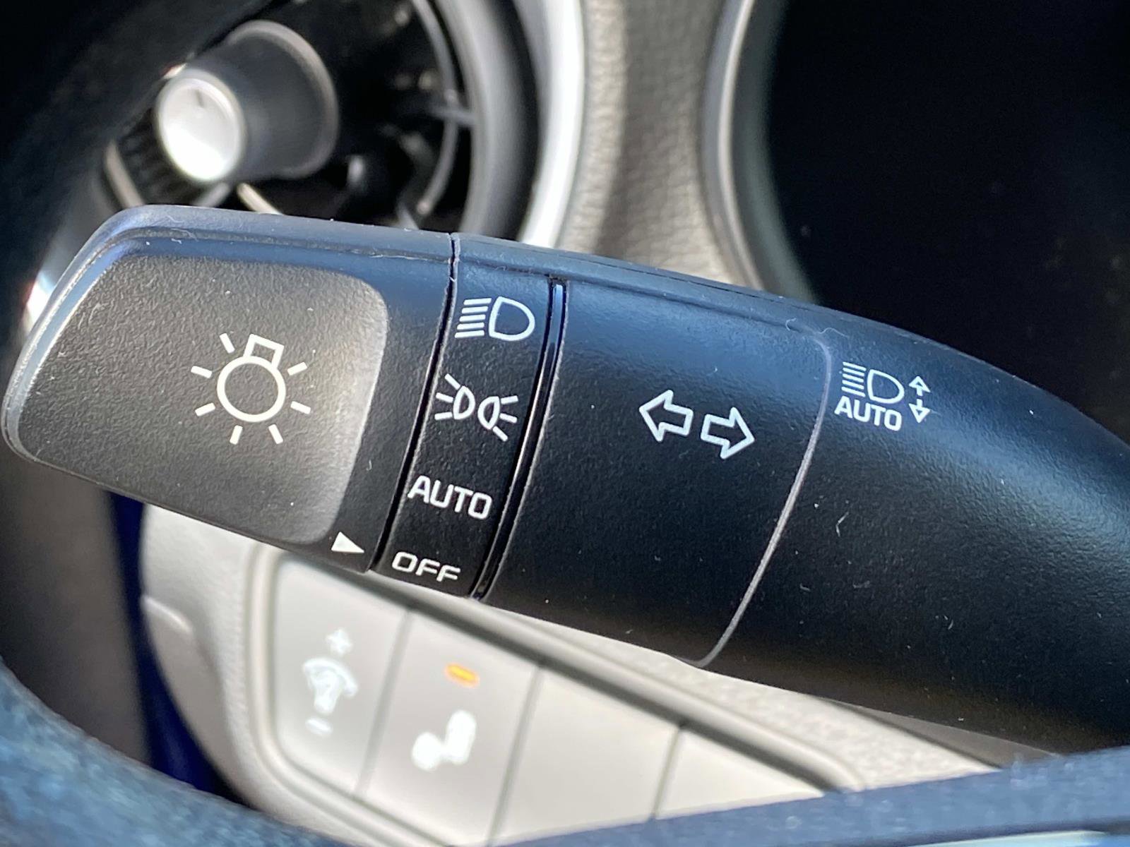 Used 2024 Kia Forte LXS w/ LXS Technology Package FWD image 15