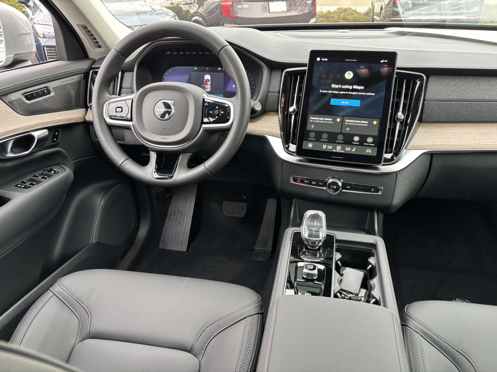 Used 2026 Volvo XC90 B6 Plus w/ Protection Package Premier AWD/4WD image 30