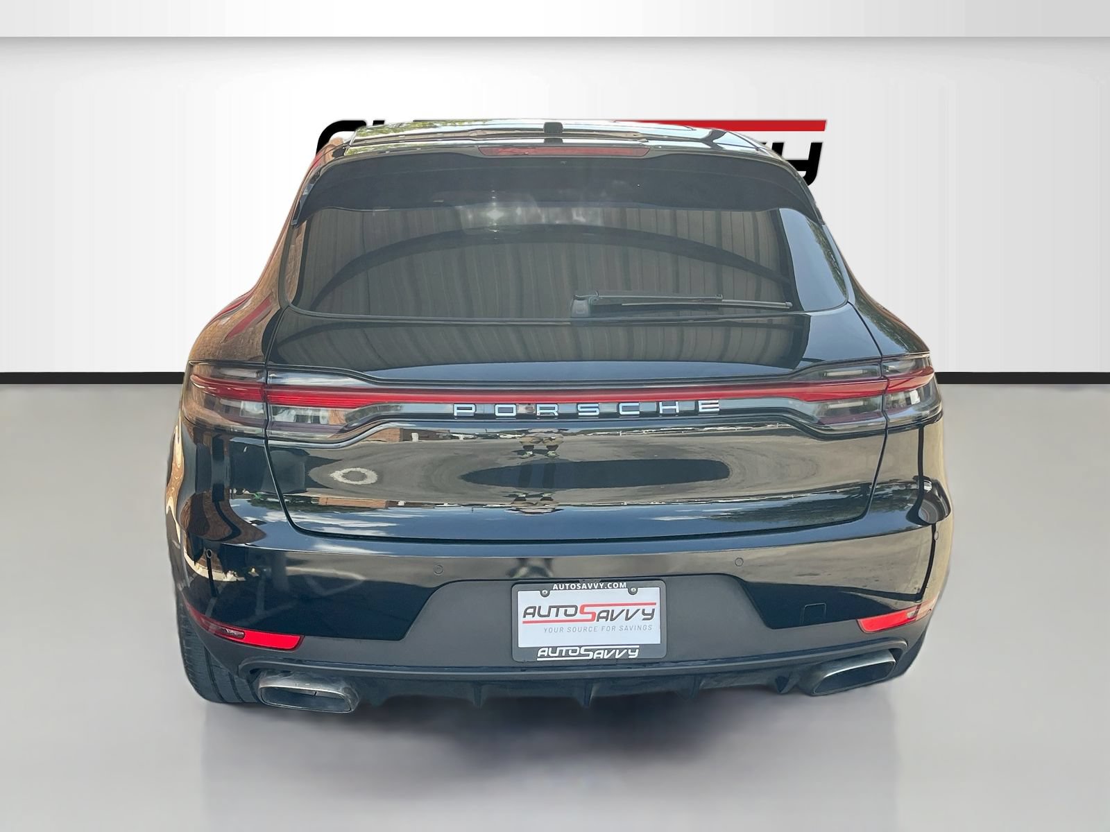 Used 2020 Porsche Macan AWD/4WD image 6