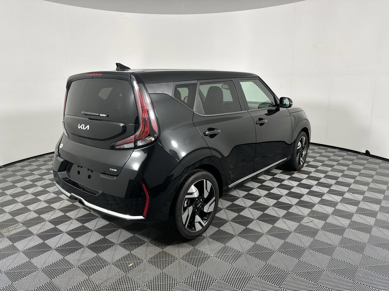 Certified 2025 Kia Soul GT-Line FWD image 20