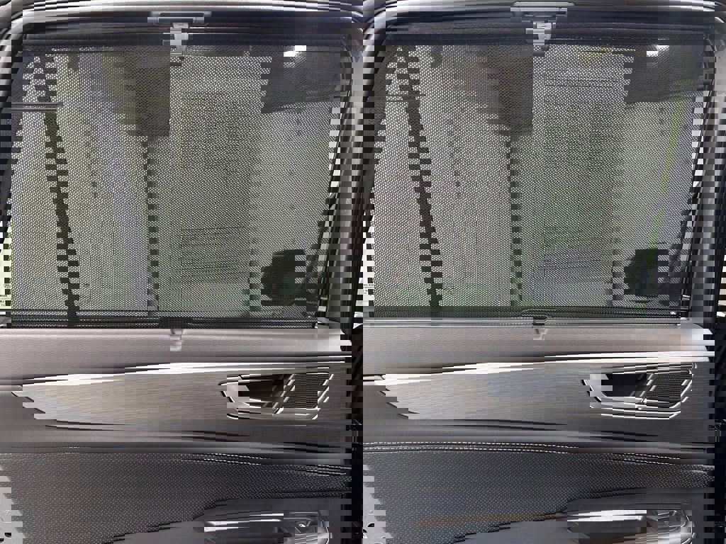 Used 2025 Volkswagen Atlas Cross Sport SE image 45