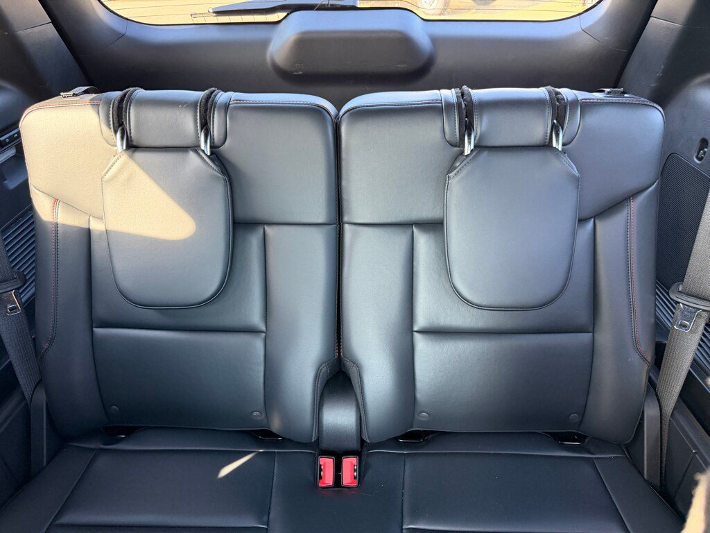 Used 2025 Ford Explorer ST w/ Sun And Sound Package AWD/4WD image 11