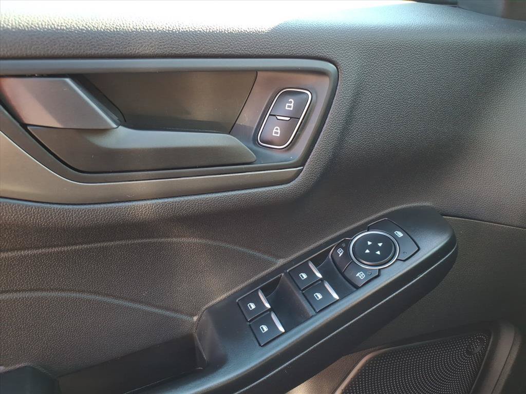 Used 2025 Ford Escape Active FWD image 18