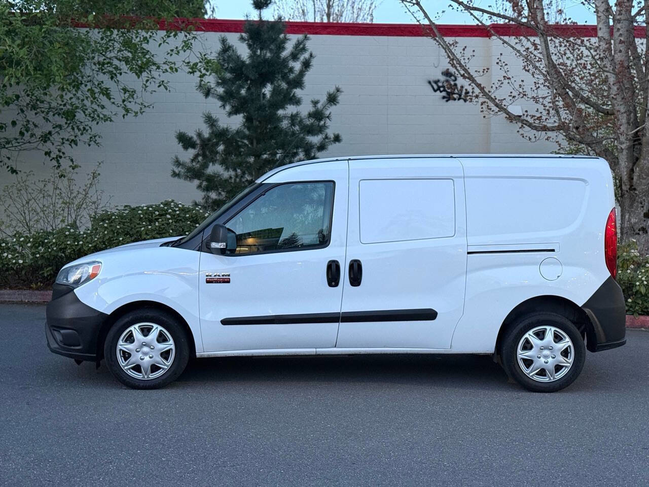 Used 2021 RAM ProMaster City Tradesman image 6