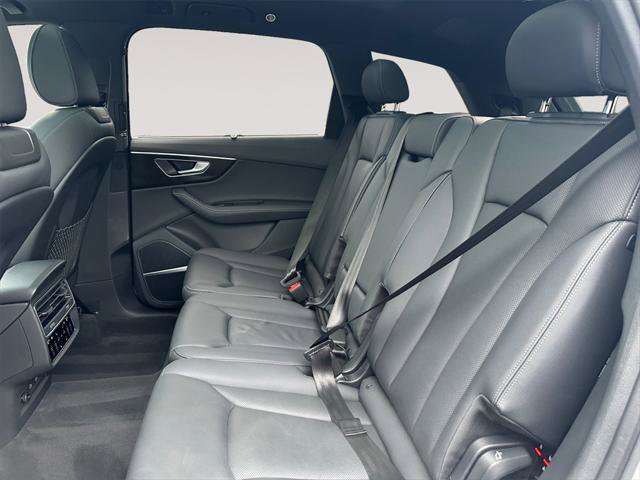 Certified 2025 Audi Q7 3.0T Premium Plus image 13