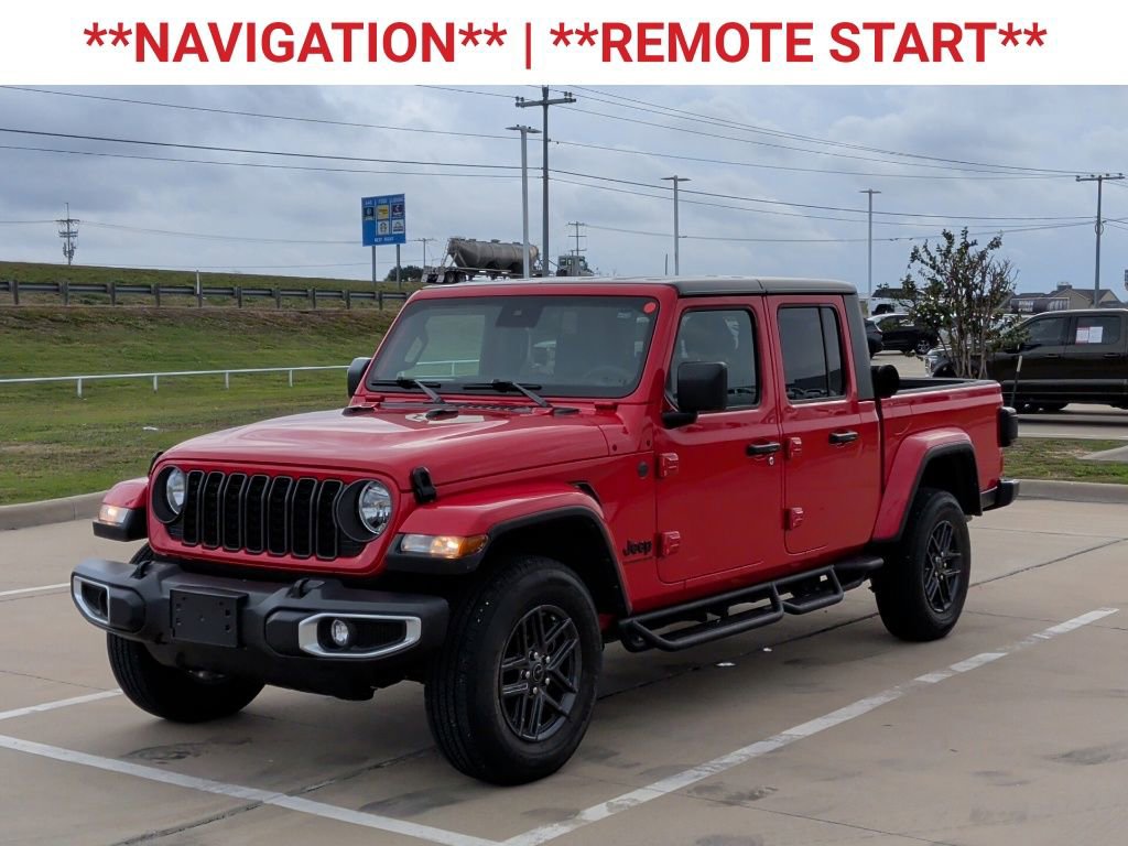 Used 2024 Jeep Gladiator Sport image 3