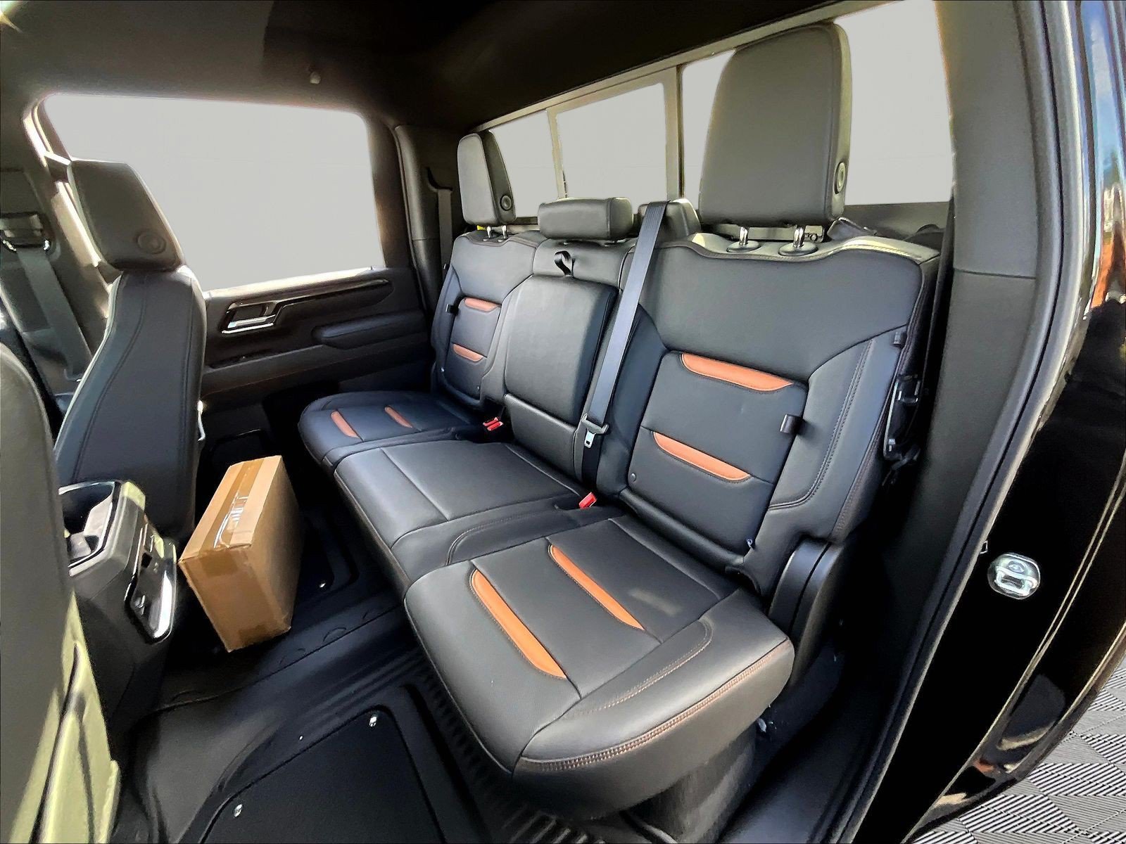 New 2026 GMC Sierra 3500 AT4 w/ AT4 Premium Plus Package AWD/4WD image 18