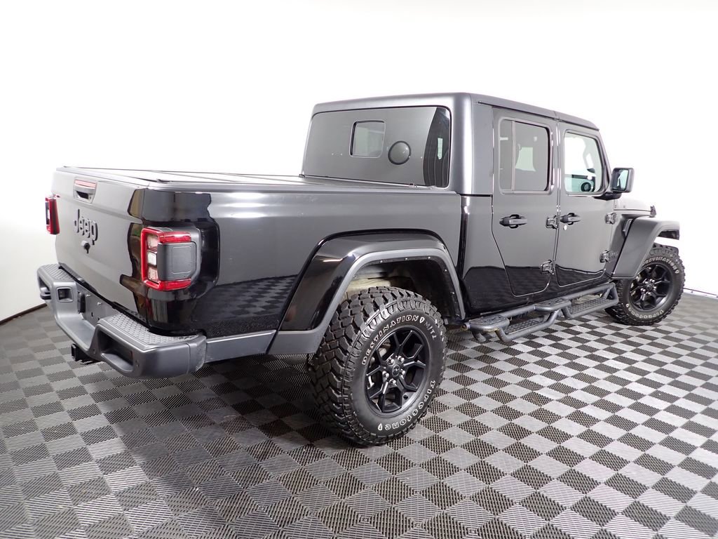 Used 2024 Jeep Gladiator Sport AWD/4WD image 19