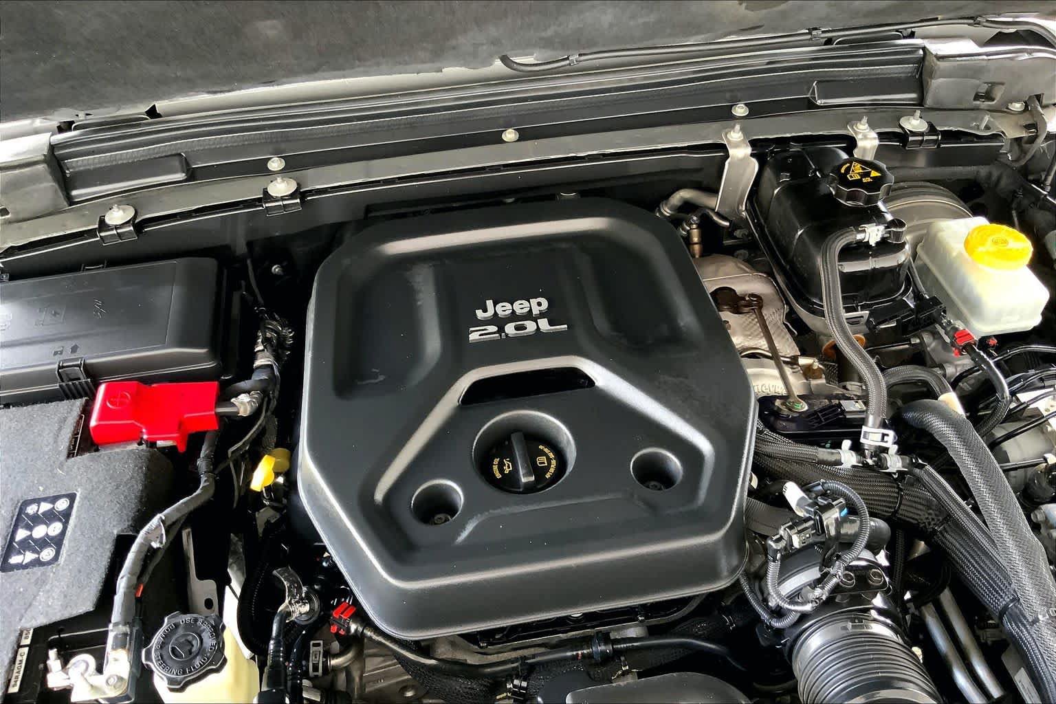 Used 2019 Jeep Wrangler Unlimited Sahara AWD/4WD image 33
