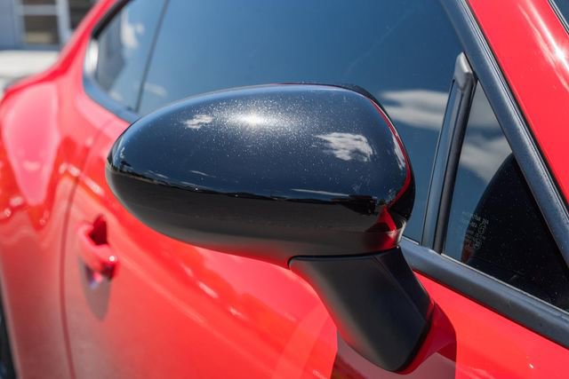 Used 2024 Toyota GR86 RWD image 13