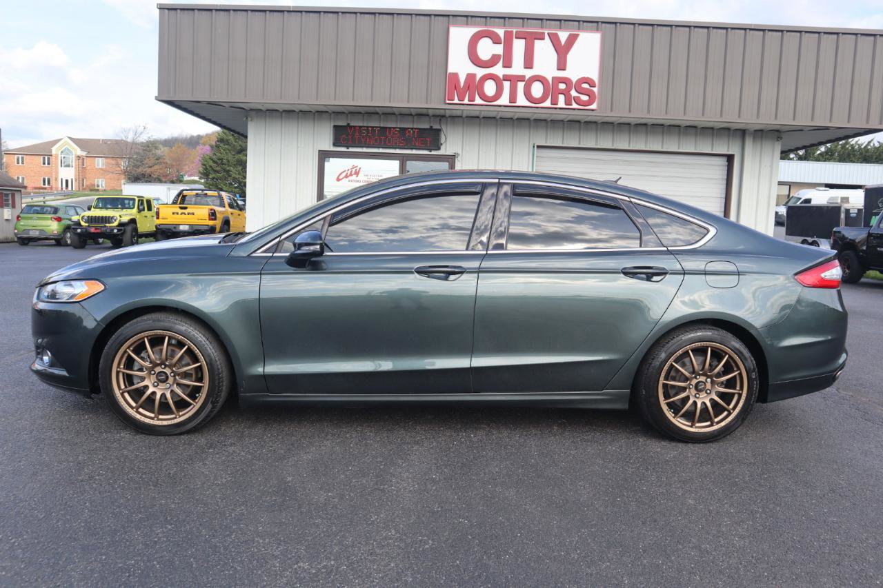 Used 2016 Ford Fusion SE w/ Equipment Group 202A image 10