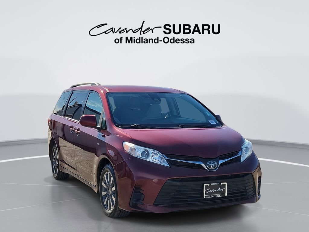 Used 2020 Toyota Sienna LE image 1