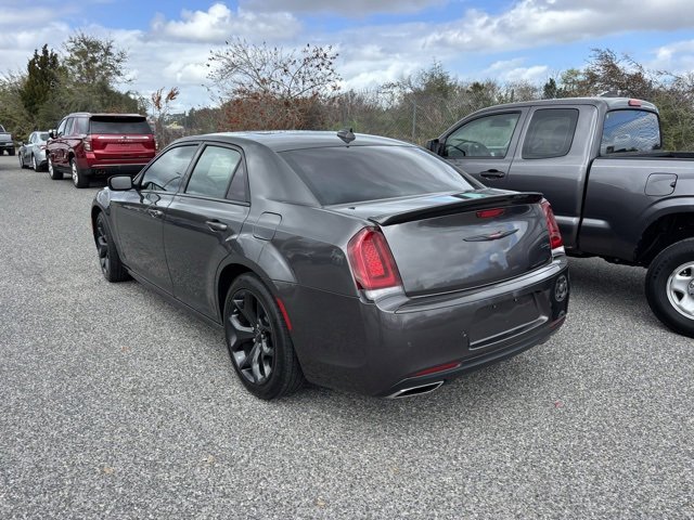Used 2022 Chrysler 300 S w/ Comfort Group image 4