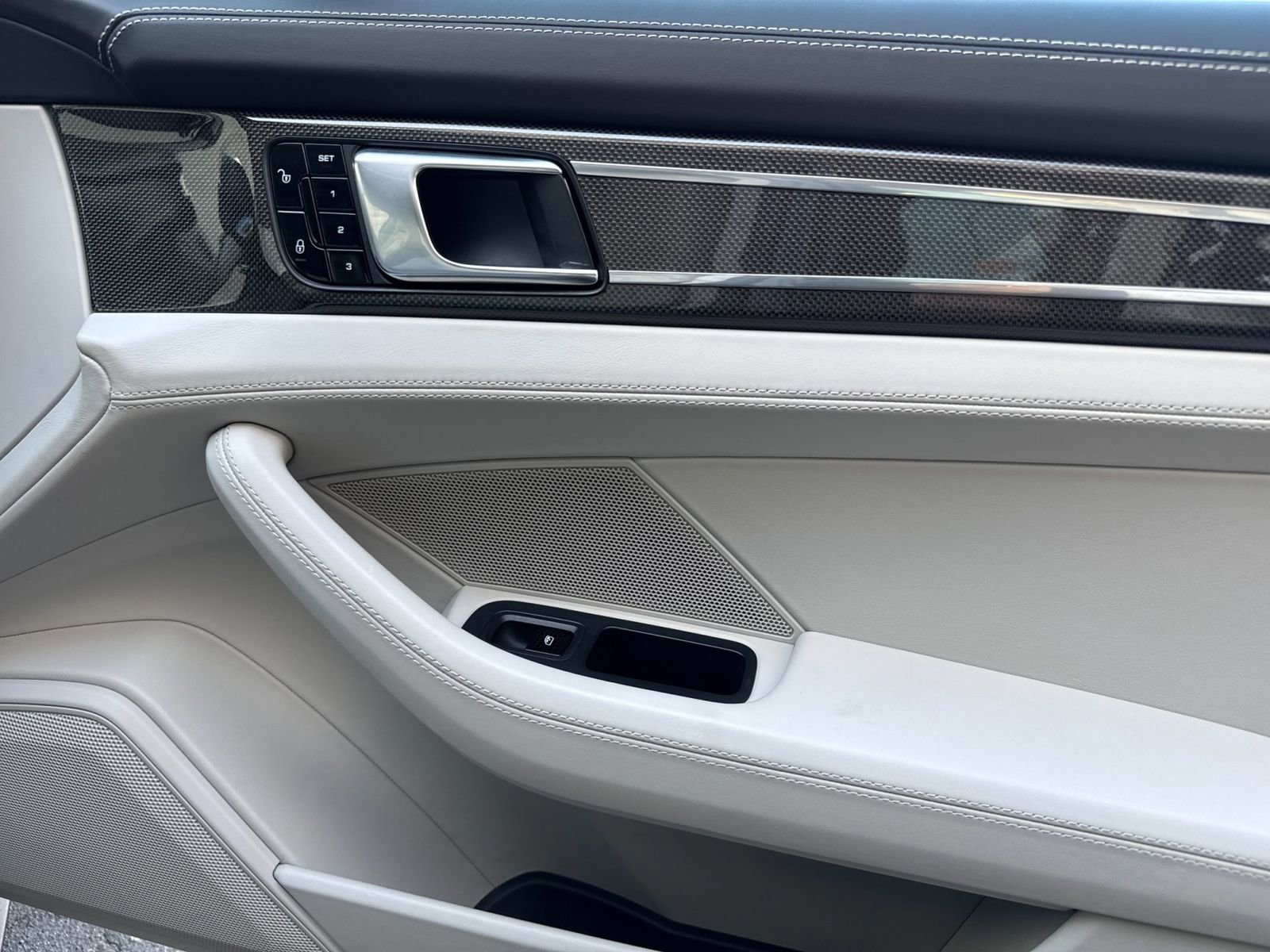 Certified 2017 Porsche Panamera Turbo image 19